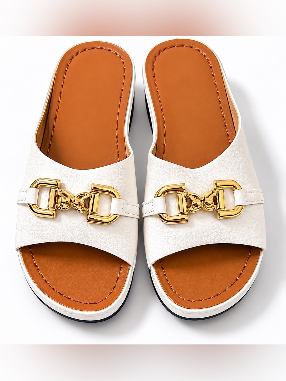 ☀️NEW!! White Slide Sandals Gold Hardware Slip On Summer Slides☀️☀️☀️